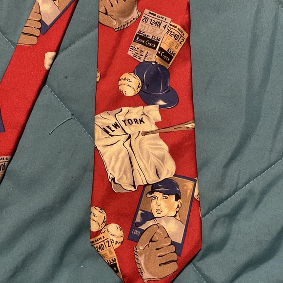 Hathaway New York Yankees Baseball Tie - Picture 2 of 6